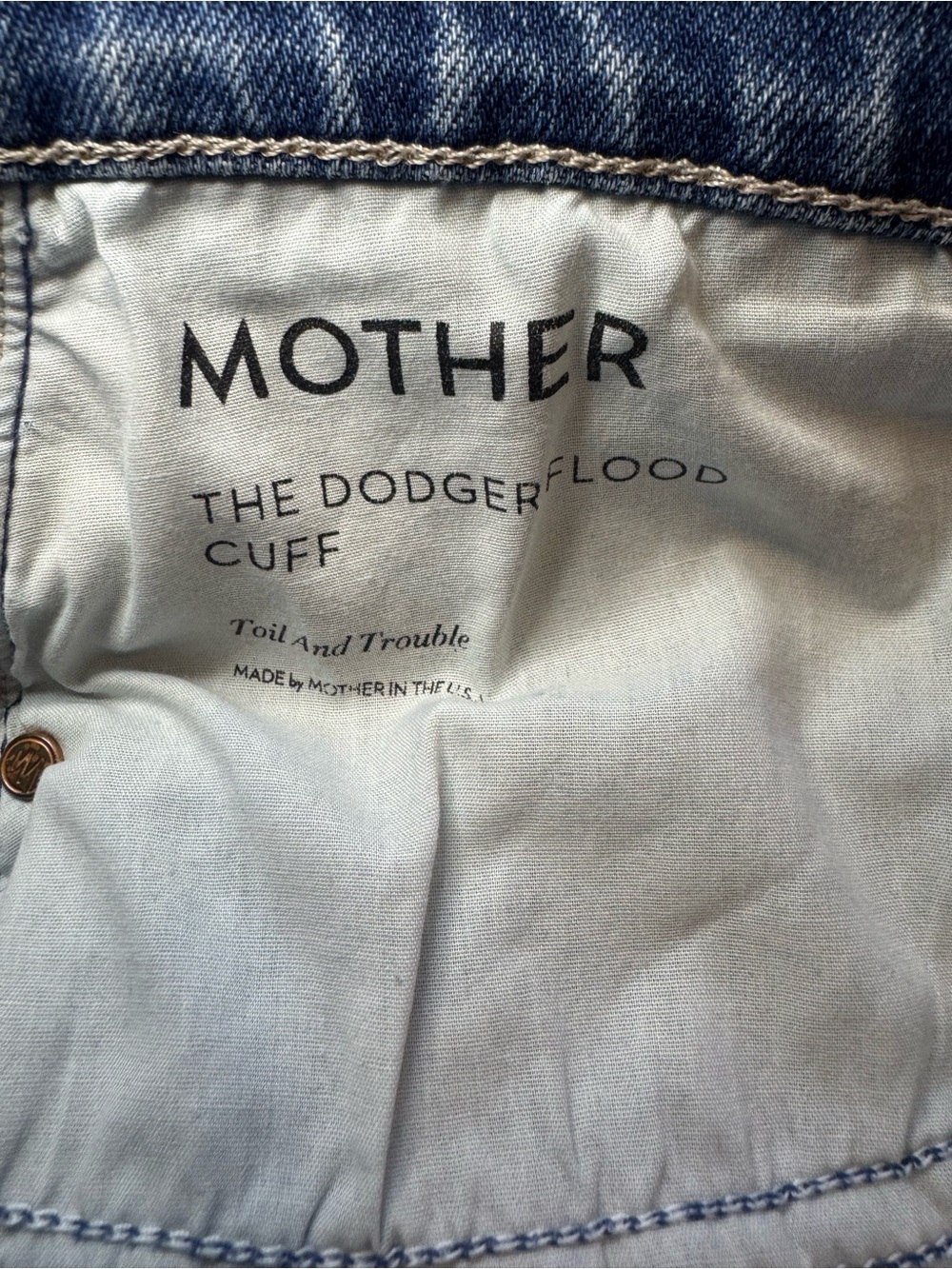 MOTHER Superior The Dodger Flood Cuff Jeans in the "Toil and Trouble" - Picture 9 of 12